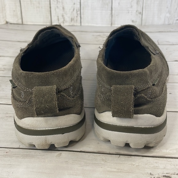 Skechers Relaxed Fit MIlford Suede Slip-on Loafer - Picture 4 of 12